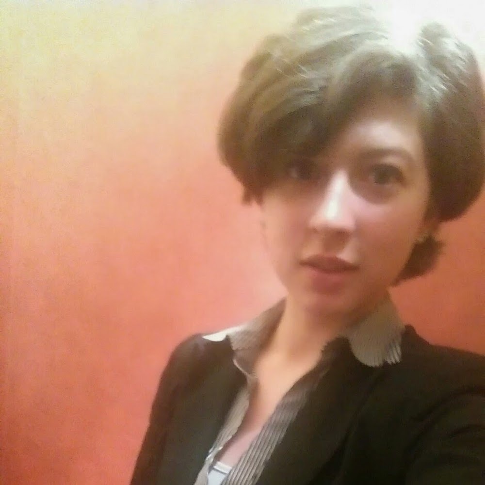 Meet your Posher, Andrea